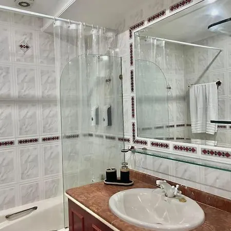 Piso En En Primera Linea De Playa מארבלה