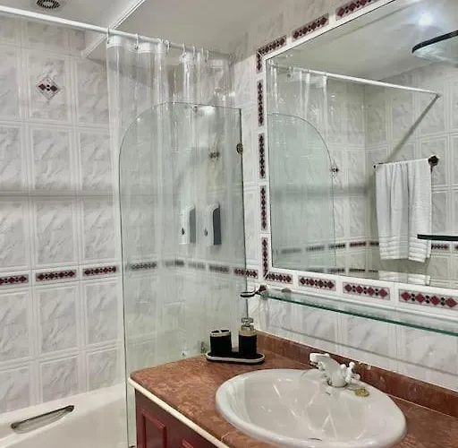 Piso En En Primera Linea De Playa מארבלה